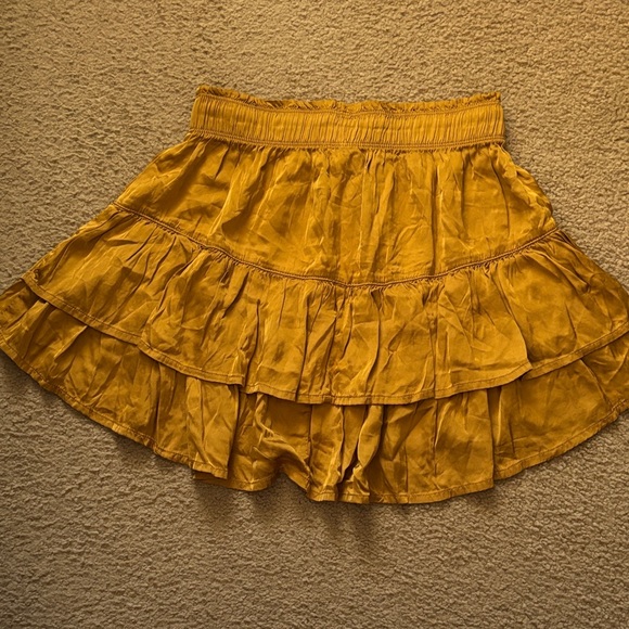 NWT Aerie Golden Tiered Ruffle Mini Skirt Size XS - Picture 3 of 10